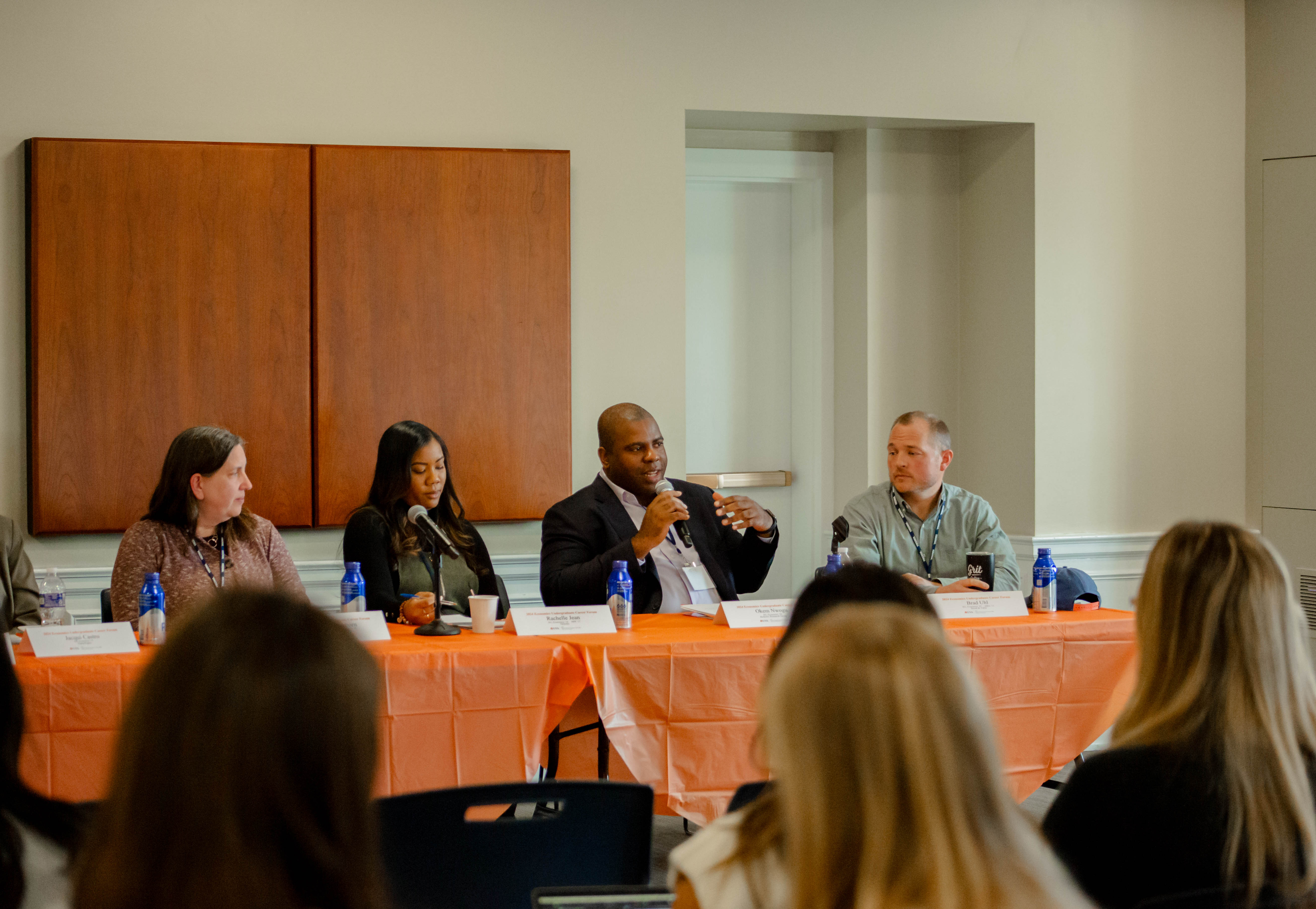 The 2024 Economics Undergraduate Career Forum!